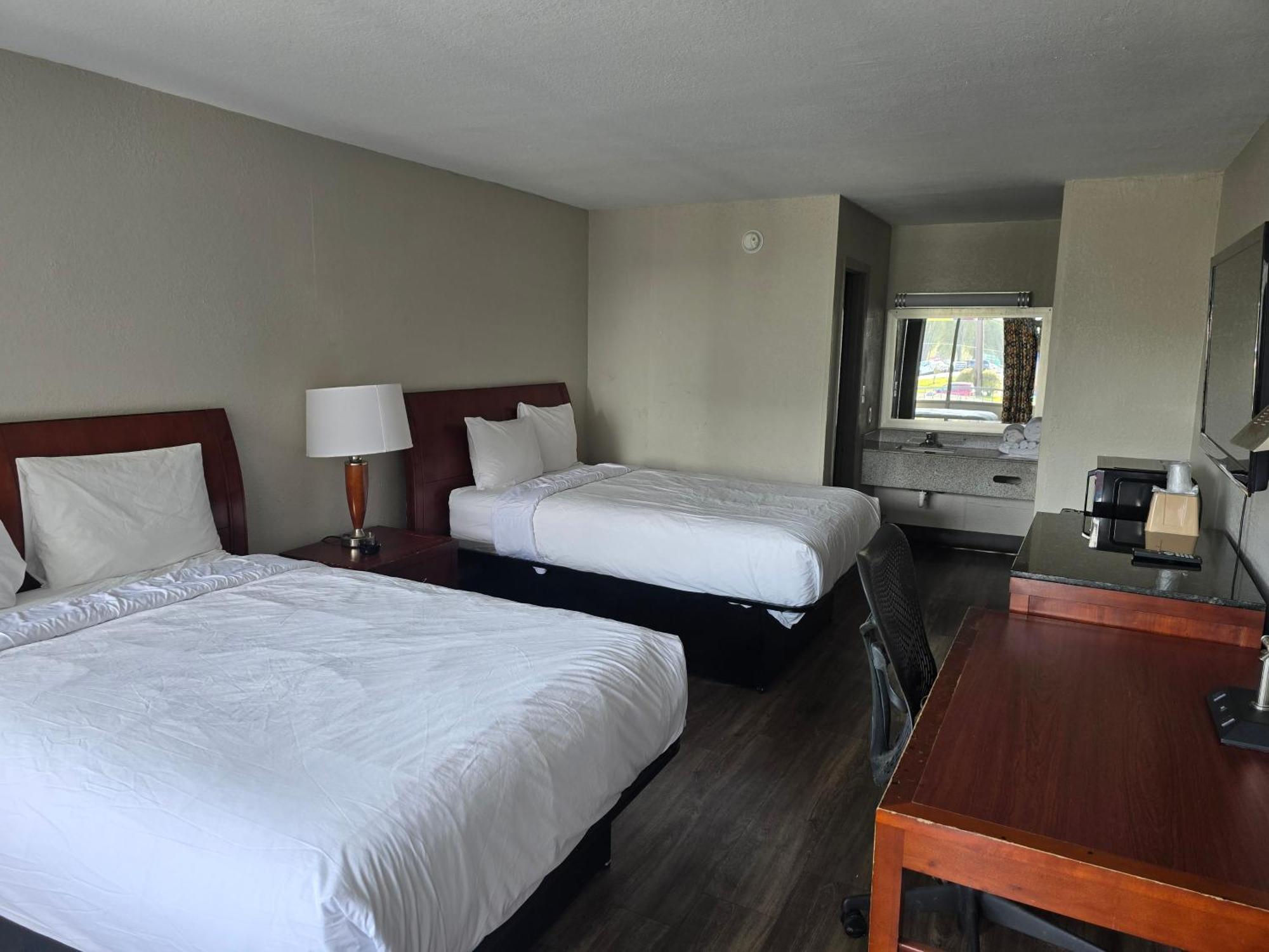 Days By Wyndham South Raleigh